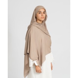 Hijab effet Modal taupe clair pour un style tendance