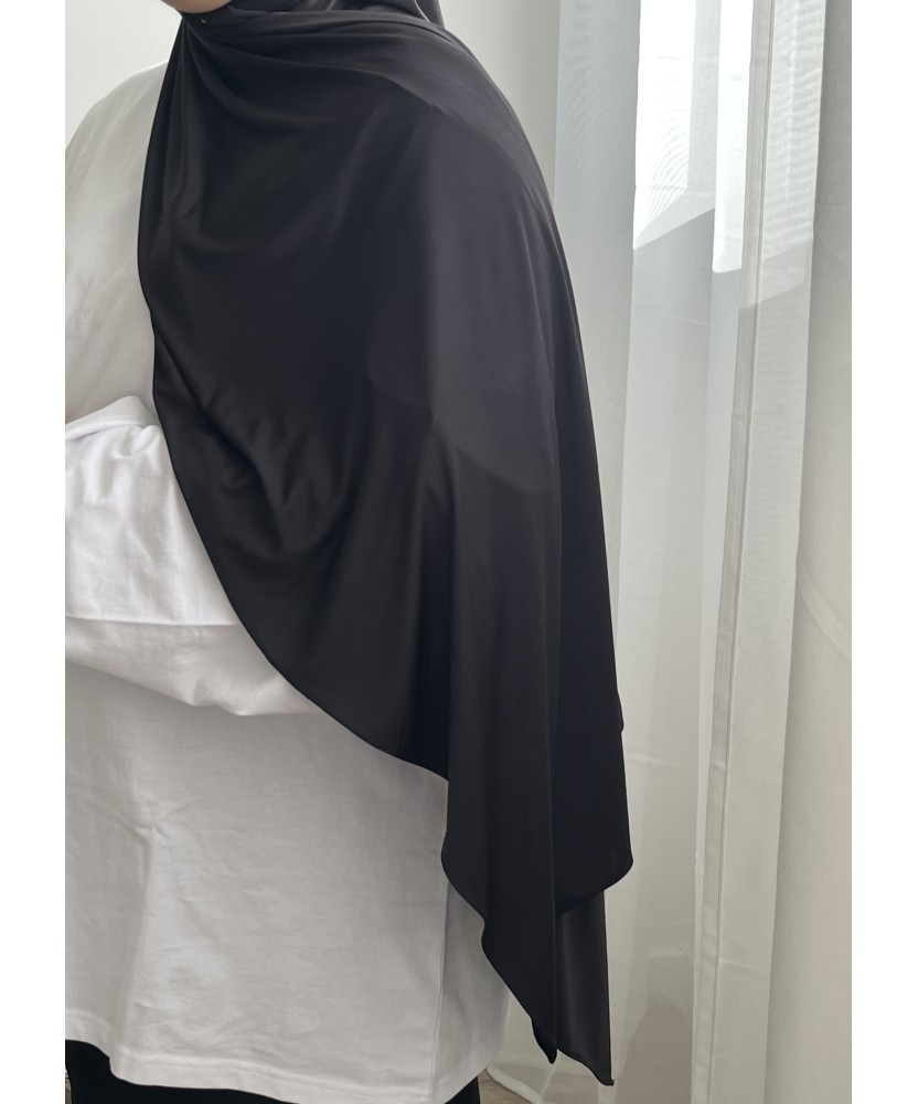Hijab Jersey Liquide Noir Premium – Fluide, Léger et Ultra Doux